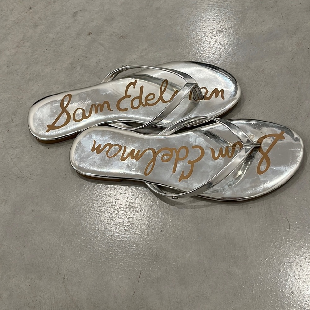 Sam Edelman silver flip flops